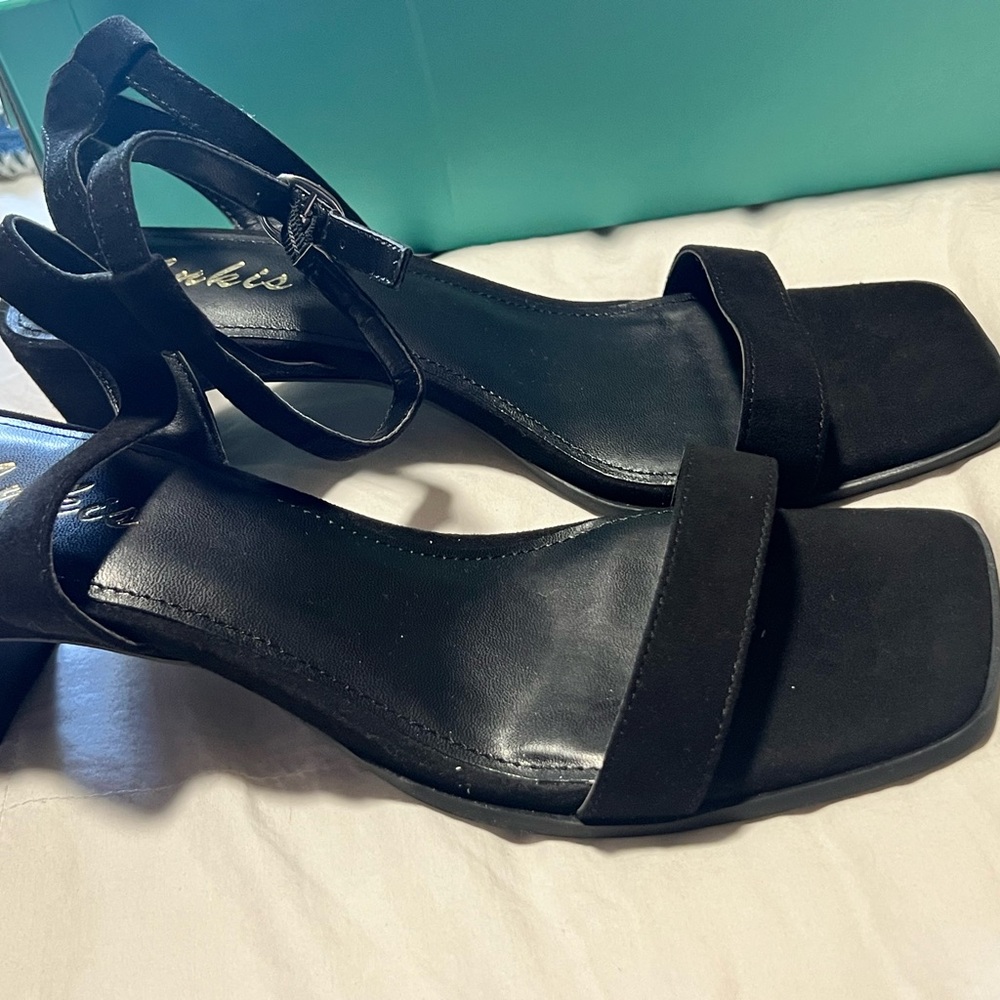 Elegant Black Women's Sandals